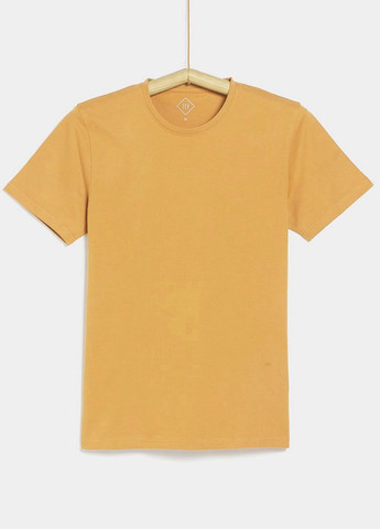 Желтая футболка Tex