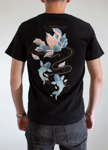Черная футболка blue lotus black (28972645) No Brand