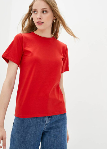 Красная червона базова футболка бавовна марітель Maritel'