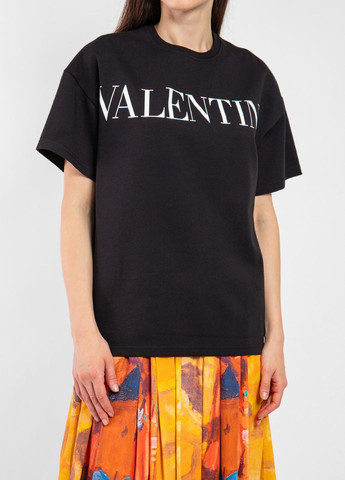 Черная летняя белая футболка oversize с логотипом Valentino