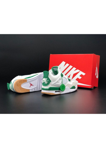 Білі осінні жіноічі кросівки білі із зеленим «no name» Nike Air Jordan 4 Retro