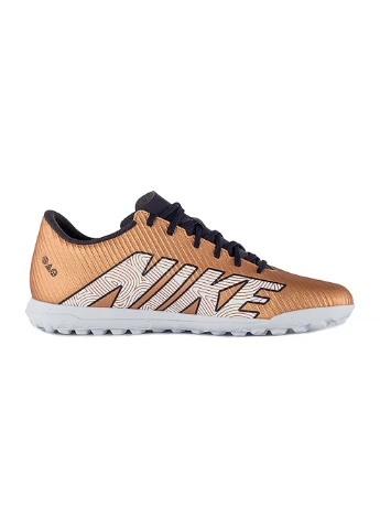 Цветные сороконожки vapor 15 club tf Nike
