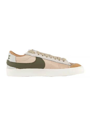 Бежеві чоловічі кросівки w blazer low 77 jumbo бежевий Nike