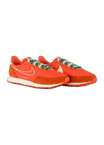 Помаранчеві чоловічі кросівки waffle trainer 2 помаранчевий демісезон Nike