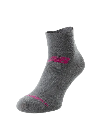 Розовые мужские носки prf cotton flat knit ankle 3 pair розовый New Balance логотипы (260796075)