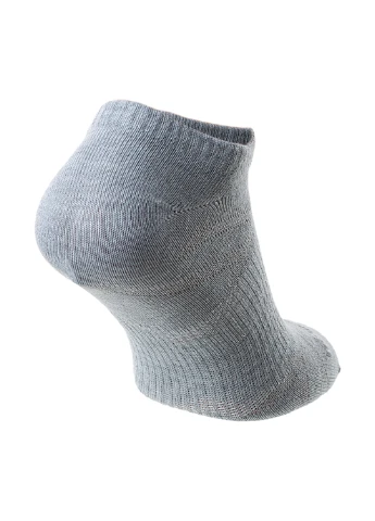 Серые мужские носки flat knit no show 3 pack серый New Balance логотипы (260796077)