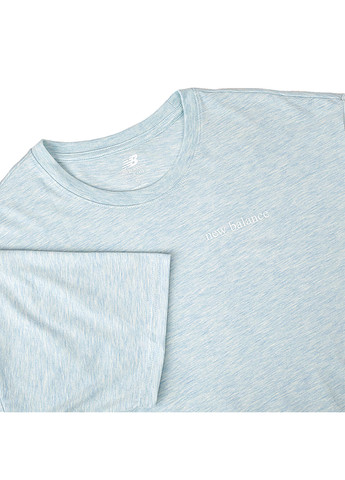 Синяя демисезон женская футболка essentials balanced голубой New Balance
