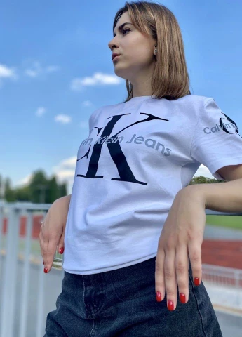 Набір жіночих футболок (2 шт.) з надписом “Calvin Klein” Чорний () No Brand - (260947026)