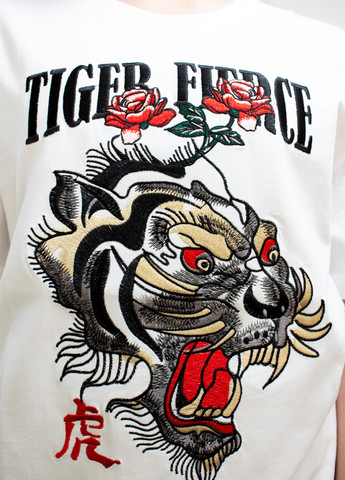 Белая демисезон женская футболка tiger force white No Brand