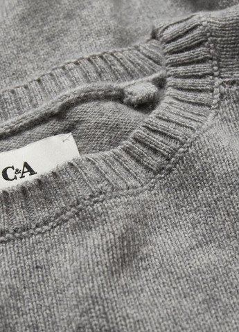 Сірий демісезонний светр з вовни C&A
