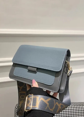 Жіноча класична сумочка через плече крос-боді на ремінці бархатна велюрова замшева блакитна No Brand (257007430)
