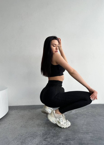 Зручний фітнес костюм з топом та лосинами Vakko (276595058)