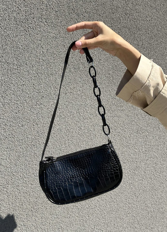 Жіноча класична маленька сумочка багет рептилія чорна No Brand (261856866)