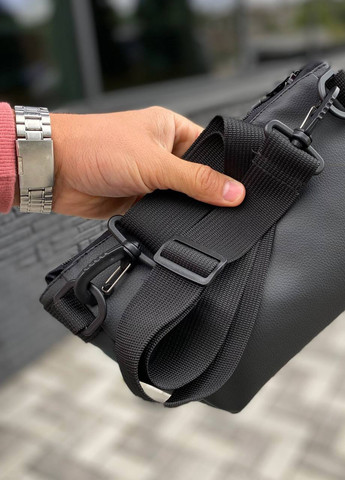 Нагрудная сумка с экокожи бананка поясная черного цвета матовая Street Zeus No Brand (258261918)