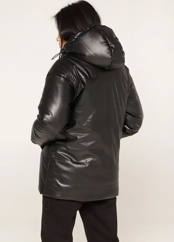 Чорна зимня жіноча куртка демісезонна SK