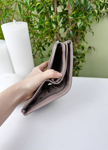 Жіночий невеликий однотонний гаманець на магниті Saralyn (268221986)