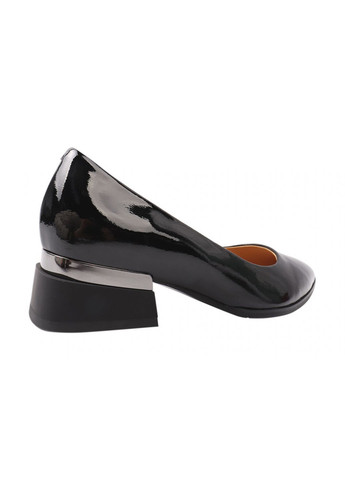 Туфлі жіночі з натуральної лакової шкіри, на низькому ходу, чорні, Oeego 71-21dtc (257429188)