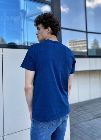 Синяя футболка Levi's