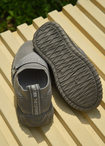 Серые демисезонные кроссовки детские для девочки серого цвета Let's Shop