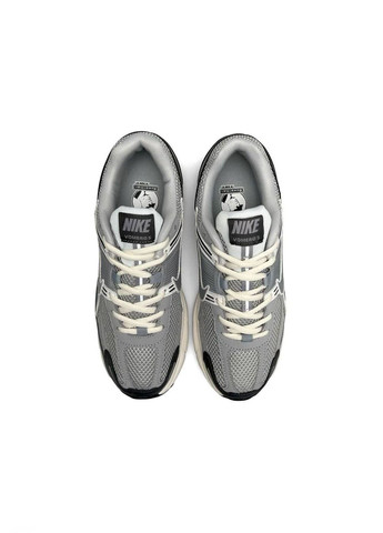 Сірі Осінні кросівки чоловічі, вьетнам Nike Vomero 5 Grey Silver