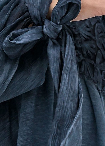 Темно-голубое праздничный, вечернее миди-платье as design с вышитой талией из шифона с эффектом отбеливания Asos