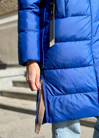 Светло-синее зимнее Женское зимнее длинное пальто электрик 30672 Fodarlloy