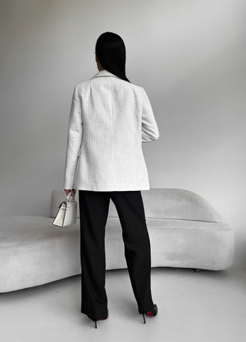 Белый женский пиджак Larionoff - демисезонный