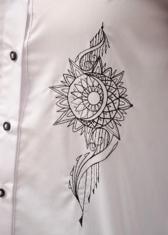 Біла стильна класична біла сорочка з вишивкою: "руни сонця" INNOE Блуза