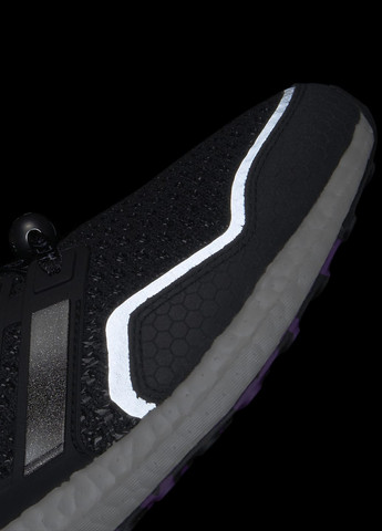 Чорні всесезонні кросівки ultraboost 5.0 x marvel black panther adidas