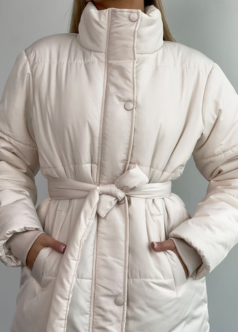 Світло-бежева зимня куртка з поясом Garna