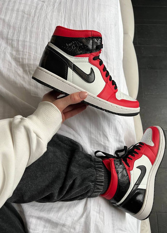 Цветные всесезонные кроссовки Vakko Nike Air Jordan 1 Retro High Black / Red