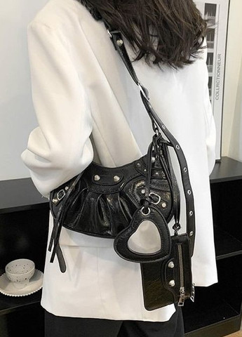 Женская сумка 8819 8825 кросс-боди лаковая черная No Brand (276775969)