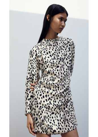 Молочное повседневный женское платье с рюшами н&м (56415) xs молочное H&M