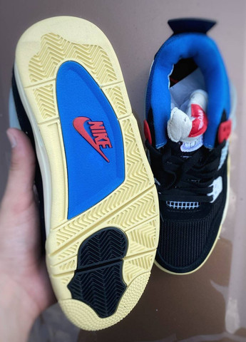 Цветные демисезонные кросовки реплика air jordan 4 retro off noir Vakko