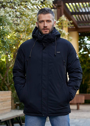 Чорна чоловіча тепла курточка колір чорний р.48 443016 New Trend