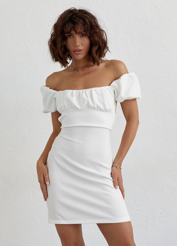 Белое кэжуал короткое платье со шнуровкой на спине - белый Lurex