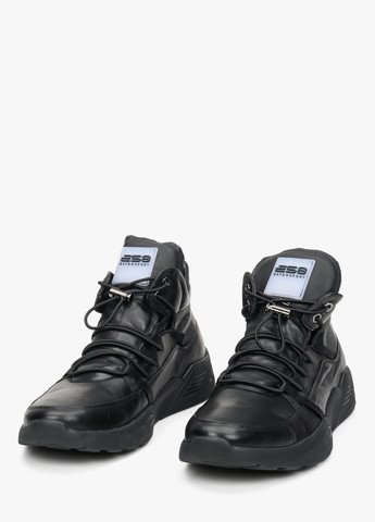 Черные ботинки ES8