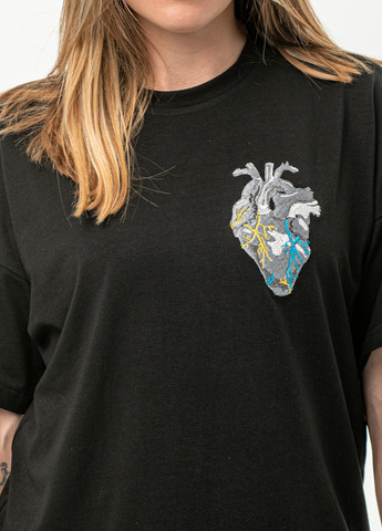 Черная унисекс футболка с вышивкой "стальное сердце" с коротким рукавом VINCA
