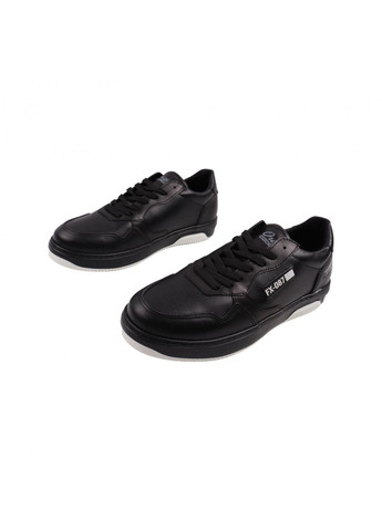 Чорні кросівки чоловічі чорні натуральна шкіра Konors 649-22DTC