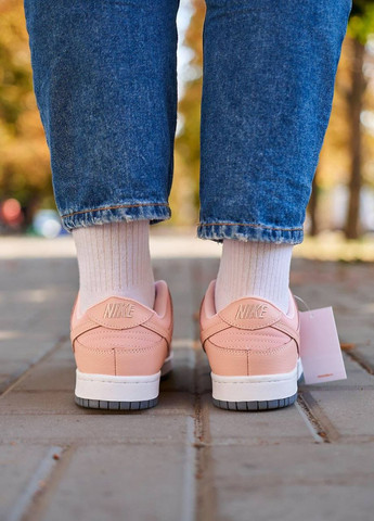 Розовые демисезонные кроссовки женские, вьетнам Nike SB Dunk Pink White