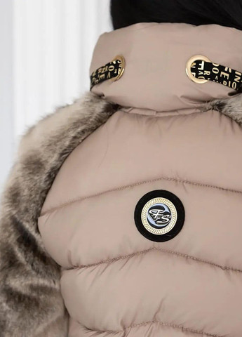 Пудровая зимняя женская зимняя куртка SK