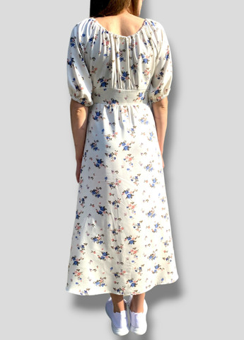 Молочное повседневный платье штапель с разрезом No Brand с цветочным принтом