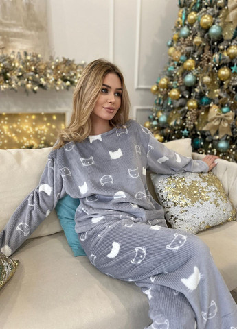 Светло-серая зимняя домашняя теплая пижама котики из велсофта свитшот + брюки Cosy