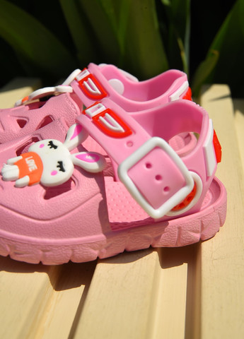 Розовые пляжные сандали детские пена для девочки розового цвета Let's Shop с ремешком