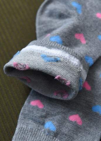Шкарпетки для дівчинки сірого кольору з малюнком Let's Shop (269387591)