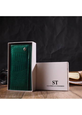Лакированный женский кошелек с блоком для визиток из натуральной кожи 19424 Зеленый st leather (260360896)