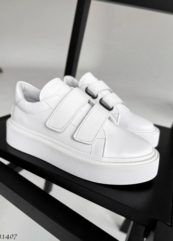 Білі осінні стильні кросівки No Brand