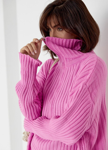 Розовый демисезонный свитер женский с молнией на воротнике - розовый Lurex
