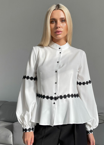 Молочна блуза Nenka