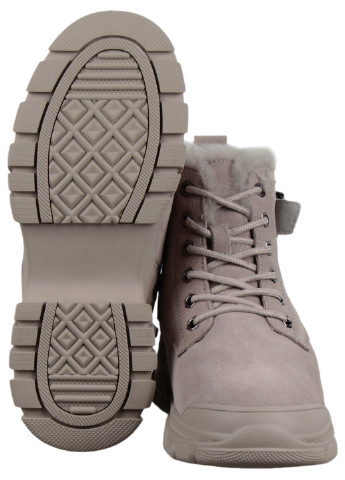 Зимние женские ботинки на низком ходу 198790 Lifexpert из натуральной замши